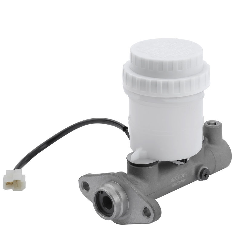 Brake Master Cylinder for Dodge Raider 1989 Ram 50 Mitsubishi Mighty Max Montero