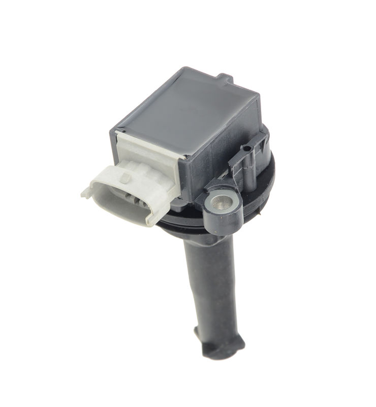 Ignition Coil with 4 Pins for Volvo C30 C70 S40 S60 V50 V70 XC70 2.4L 2.5L